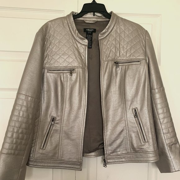 Silver Jacket - Picture 1 of 1